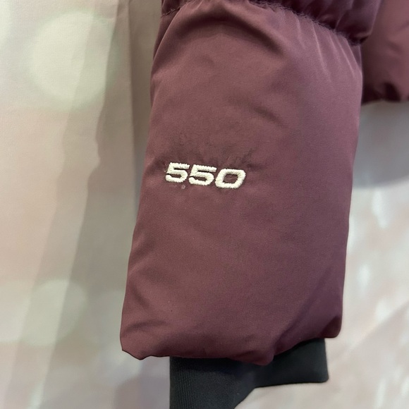 The North Face Dealio Girl’s 6 Purple Puffer Coat 550 - Picture 10 of 10